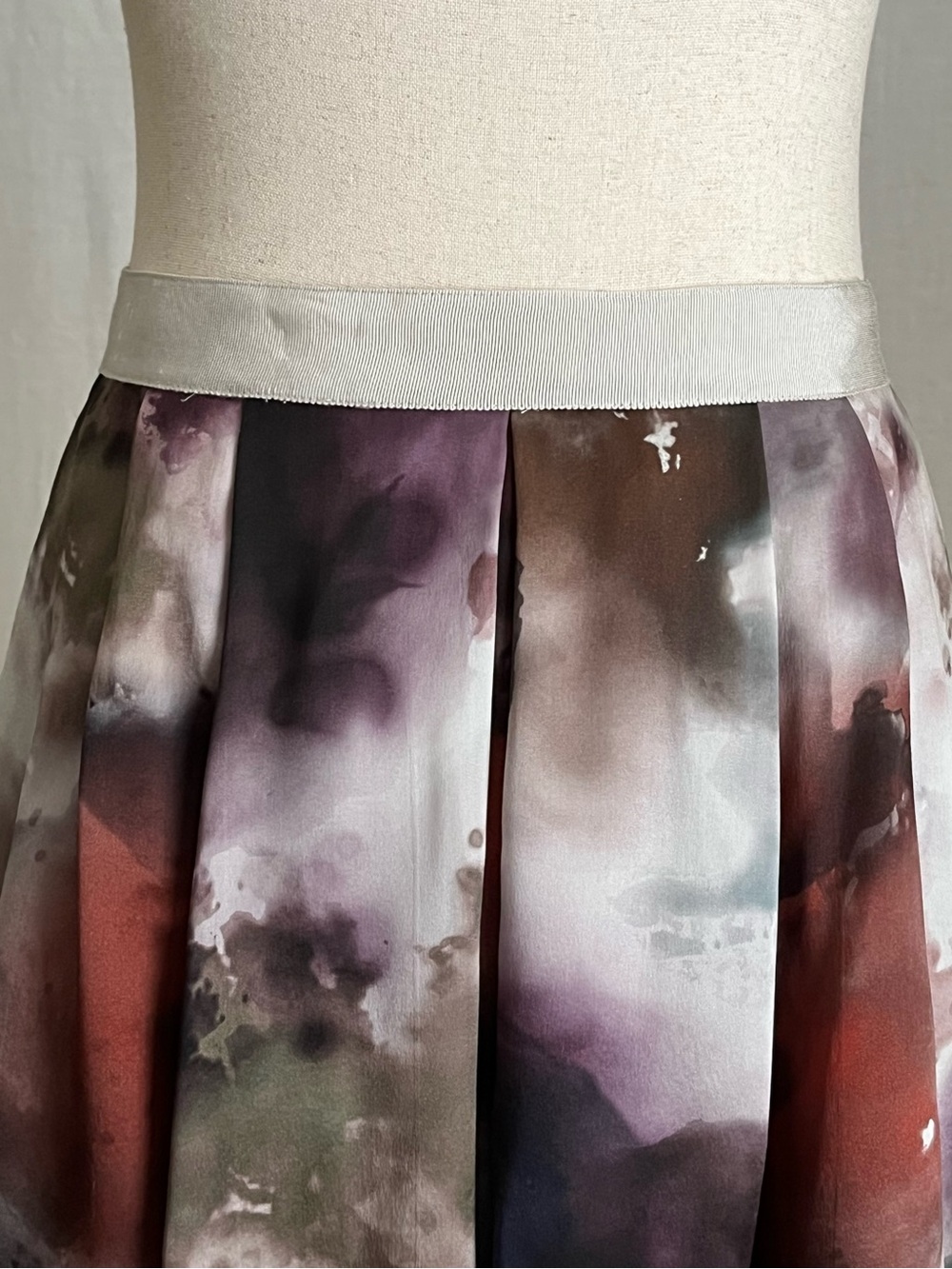 Cluny - Silk Mini Skirt - M - Picture 6 of 14